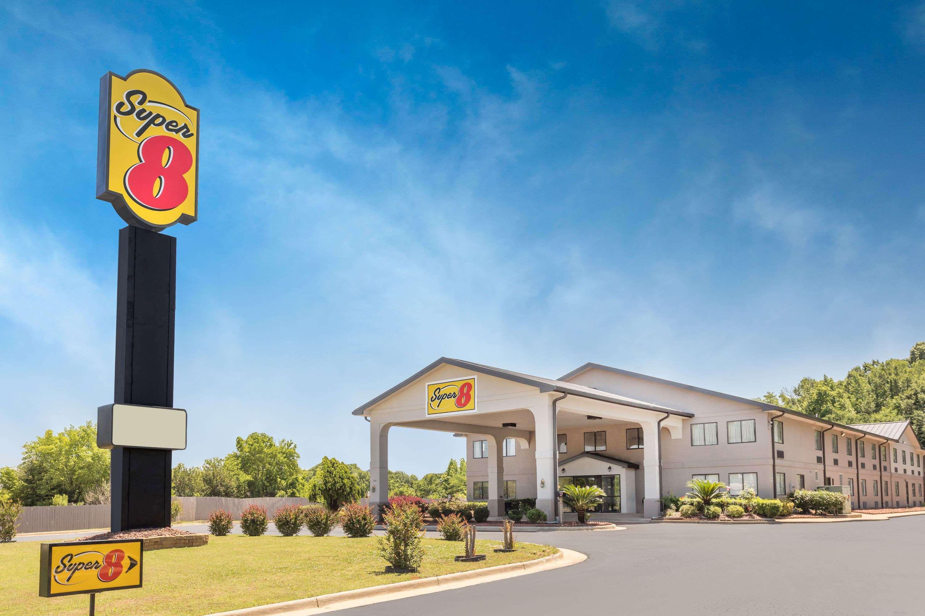 Super 8 By Wyndham Montgomery I-65 Eksteriør bilde