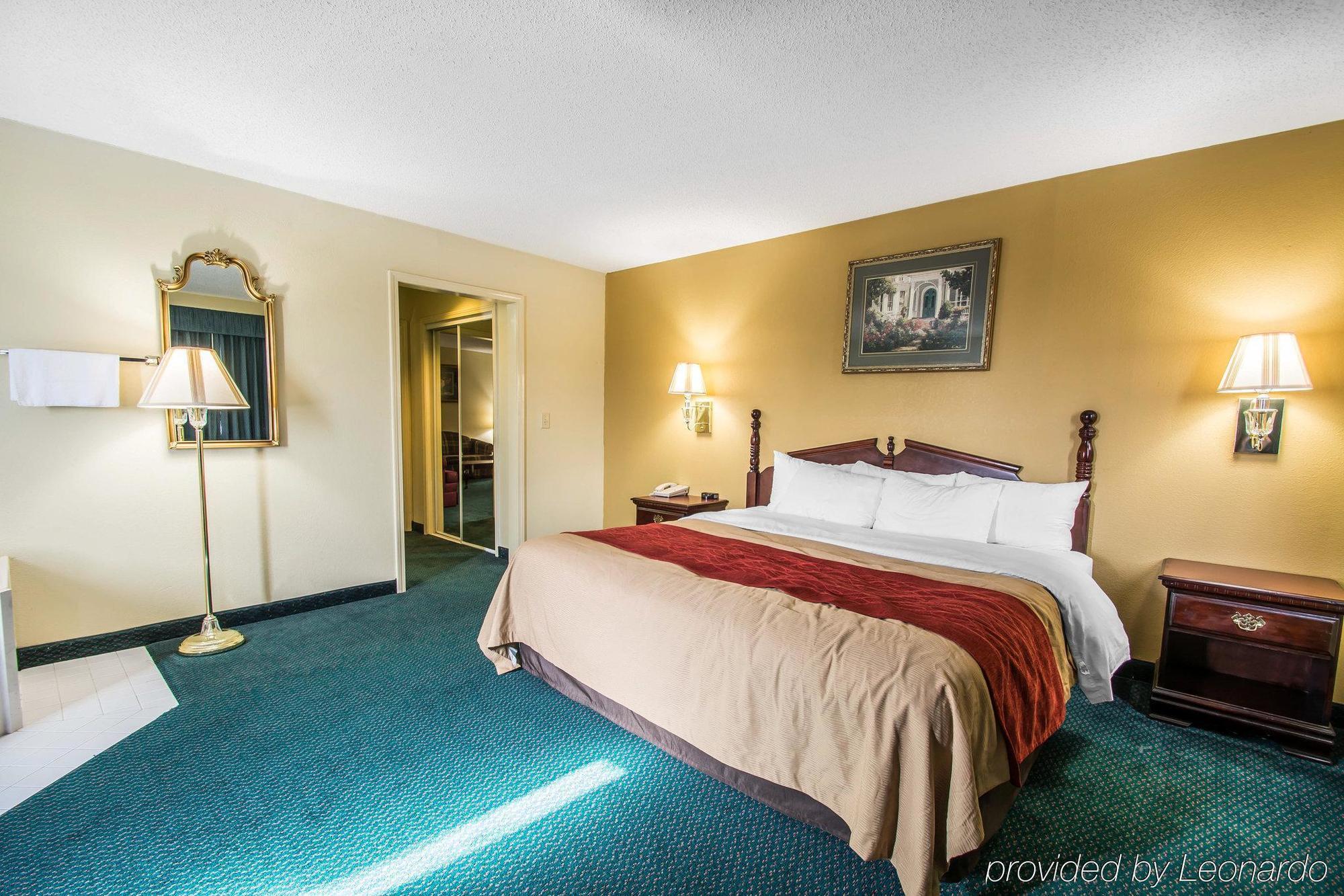 Super 8 By Wyndham Montgomery I-65 Eksteriør bilde