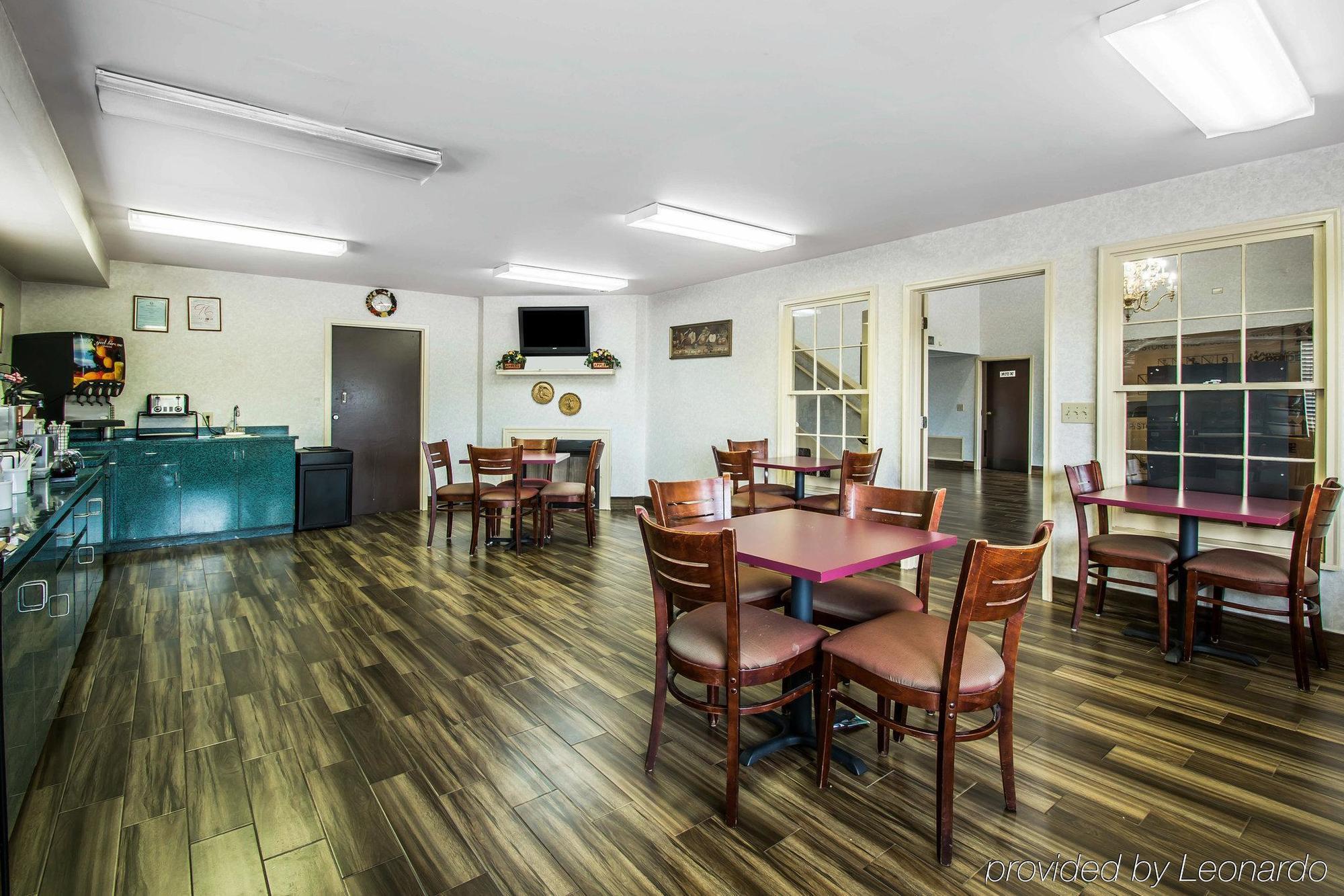 Super 8 By Wyndham Montgomery I-65 Eksteriør bilde